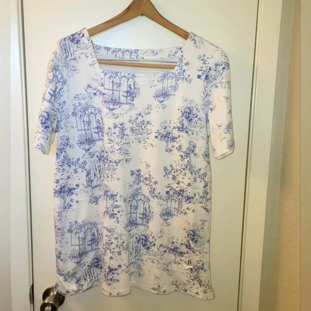 Chico's Floral Square-Neck Top - Picture 1 of 4